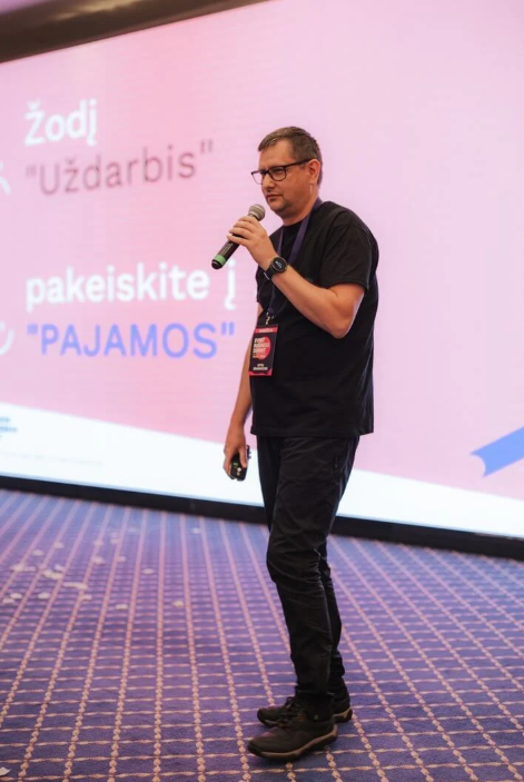 Rytis - Reels kūrimo mokymų lektorius konferencijoje kalba apie turinio monetizaciją